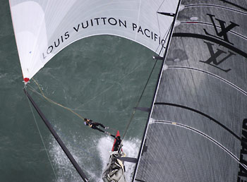 click to view Race Report - Louis Vuitton Pacific Cup
