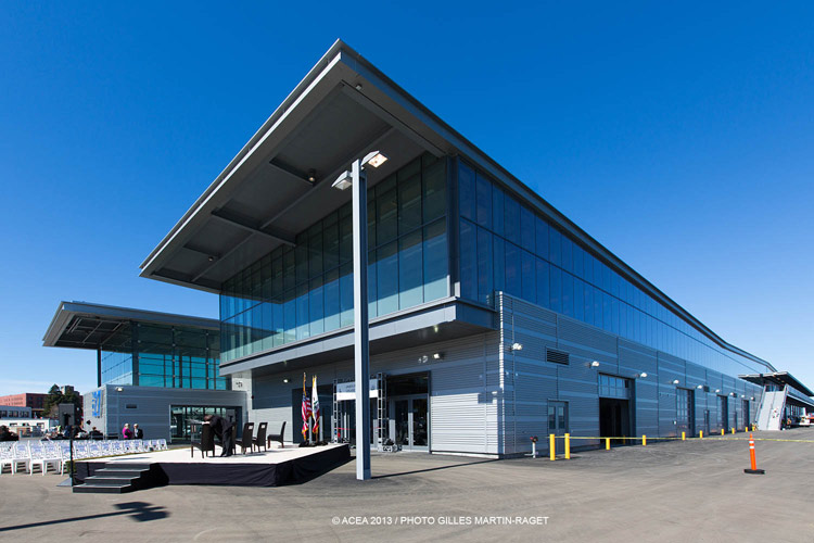 New America's Cup building on Piers 27.  Photo:�2013 ACEA/Gilles Martin Raget